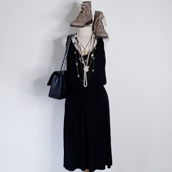 Gilli Dress- Made in America 🇺🇸 - Picture 9 of 11